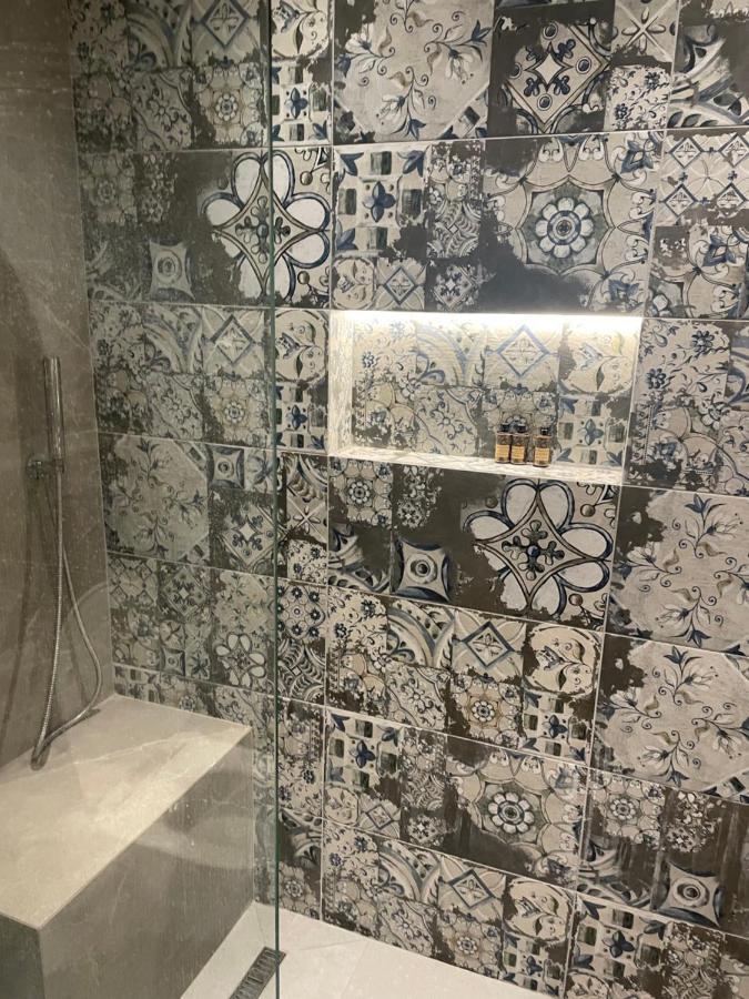 Elegance Apartment 2 Bedroom Suites Salonicco Esterno foto