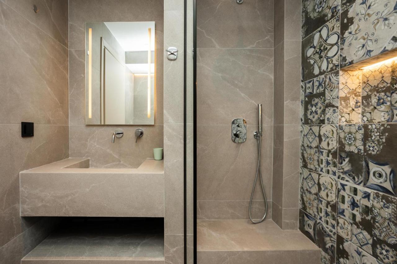 Elegance Apartment 2 Bedroom Suites Salonicco Esterno foto