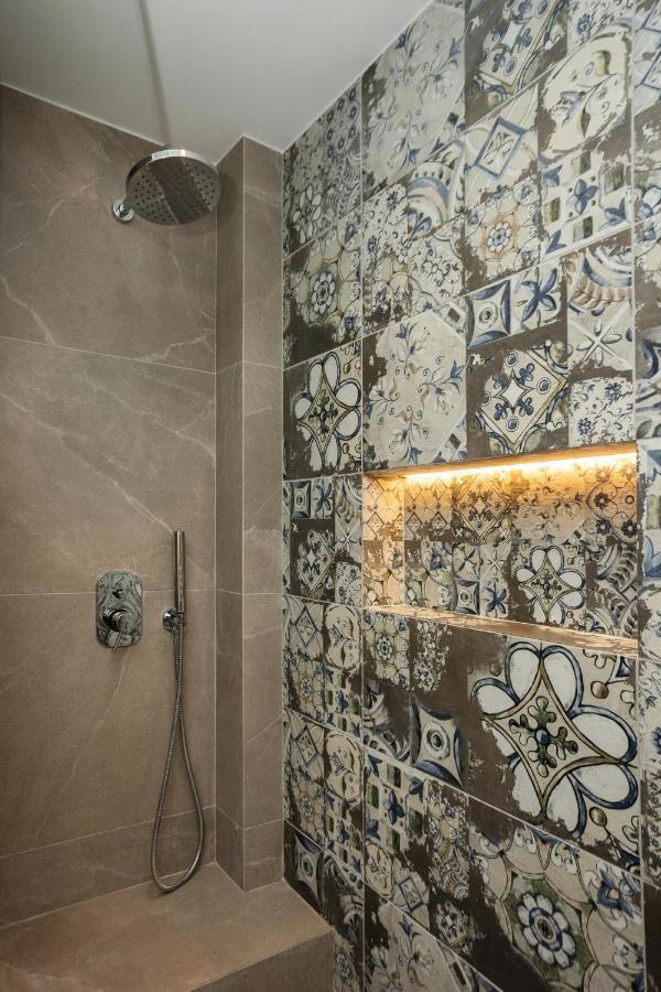 Elegance Apartment 2 Bedroom Suites Salonicco Esterno foto